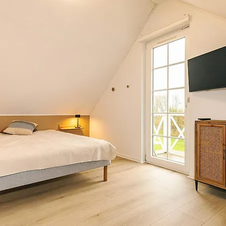 Tatil Evi Seaside Bliss With Views Bro (Funen)
