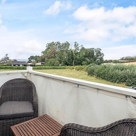 Seaside Bliss With Views Bro (Funen)
