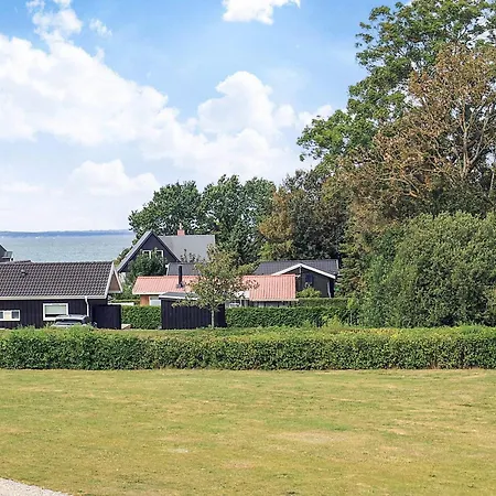 Seaside Bliss With Views * Bro (Funen)