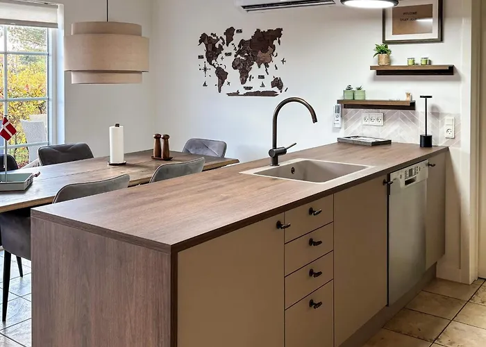 Seaside Bliss With Views - By Traum *